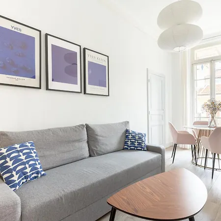 Retro-chic Proche De La Mer, 4 A 6 Personnes Ницца